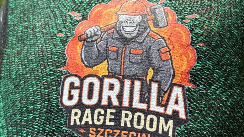 Nadruk na rękawicach roboczych - case study dla Gorilla Rage Room Szczecin